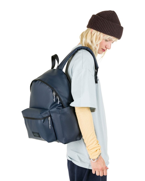 Mochila EASTPAK Day Pak'r Tarp Navy 40x30x18cm