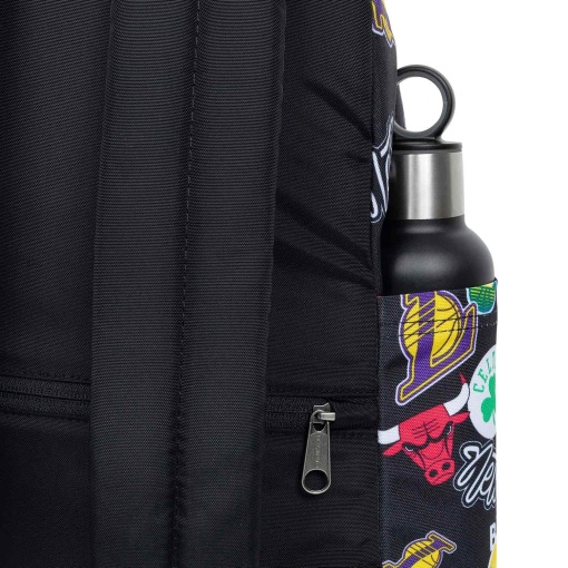 Mochila EASTPAK Day Pak'r NBA Team Pattern 40x30x18cm