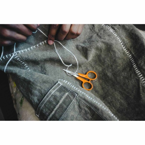 Tesoura de bordar 4'' 10cm FISKARS Classic