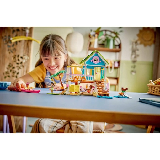 LEGO Friends Beach House with Seals 42699