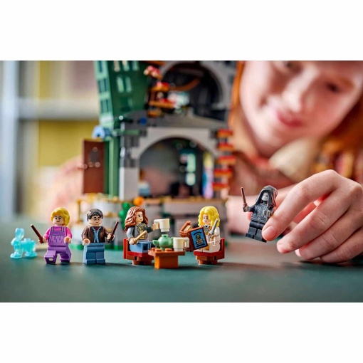 LEGO Harry Potter Luna Lovegood's House 76467