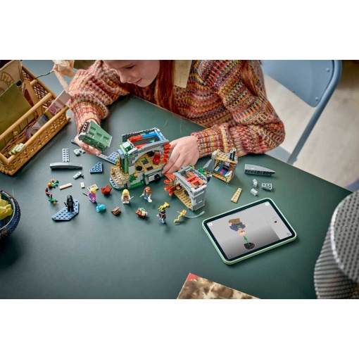 LEGO Harry Potter Luna Lovegood's House 76467