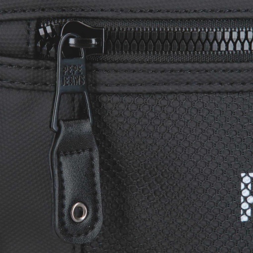 PEPE JEANS Durham black backpack for 13.3" laptop and 12" tablet, adaptable to a trolley.