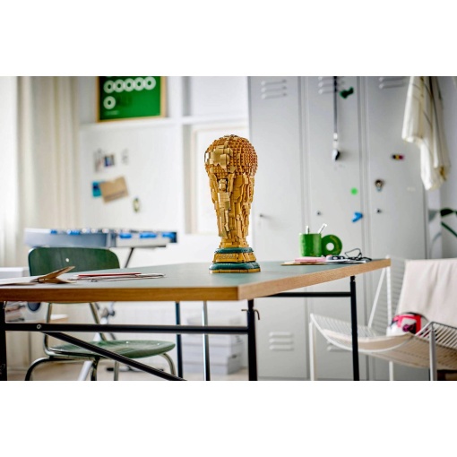 LEGO EDITIONS Official FIFA World Cup Trophy 43020