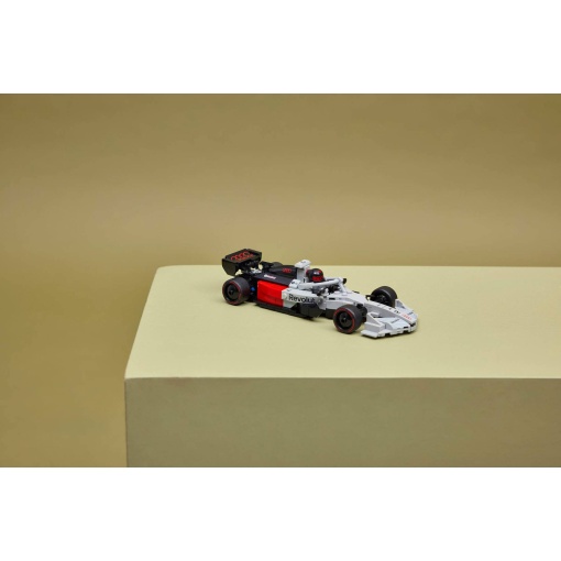 LEGO Speed Champions Carro de corrida Audi Revolut F1 Team R26 77259