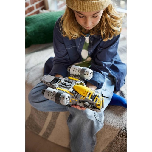 LEGO STAR WARS The Razor Crest 75447