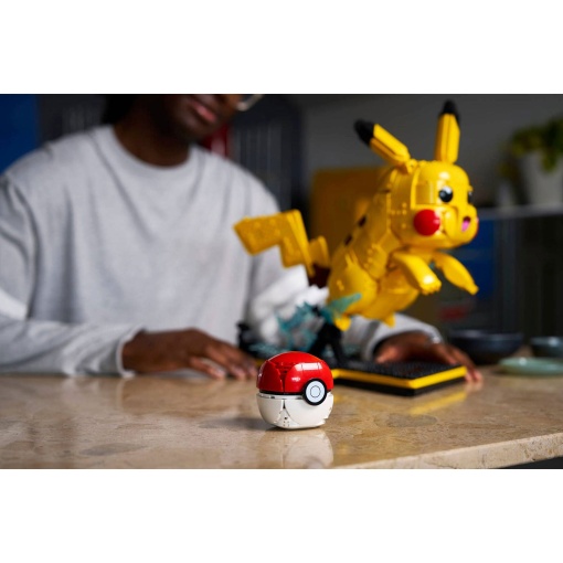 LEGO Pikachu and Poké Ball 72152