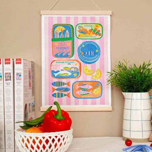 Pintura con diamantes La Petite Épicerie Petit Diamond 30x40cm - Latas de sardinas