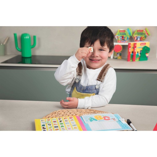 Libro magnético - letras y palabras CLEMENTONI Educación