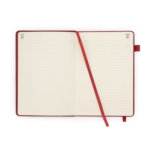 Benfica A5 lined notebook, 80 sheets, red, with elastic closure.
