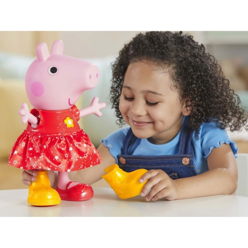 Peppa Pig fun in the mud puddles Hasbro