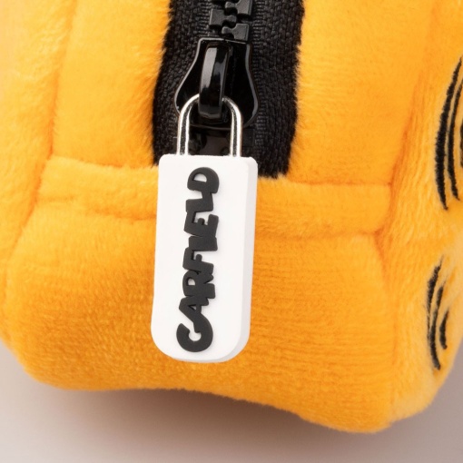 Estojo de peluche Garfield