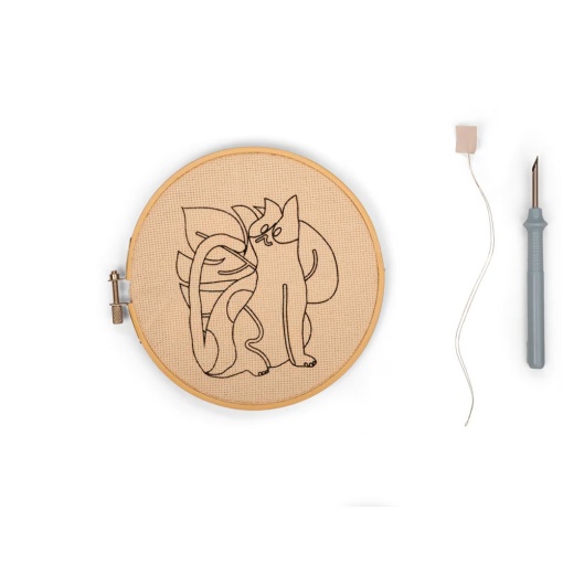 Kit punch needle KIKKERLAND com moldura circular 15cm gato