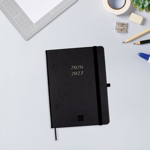 Weekly school planner A5 2026/27 18 months FINOCAM Minimal black with elastic closure