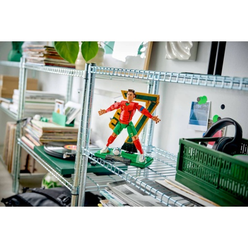 LEGO Editions Cristiano Ronaldo - Leyenda del fútbol 43016