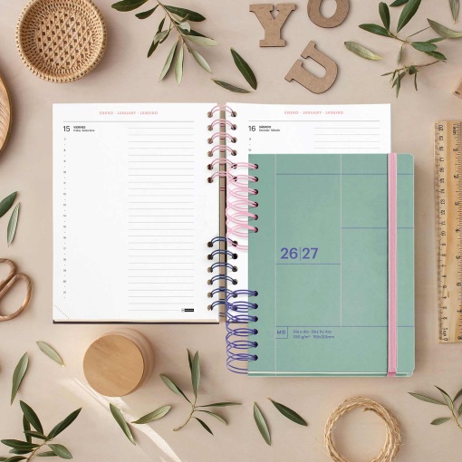AGENDA ESCOLAR DIARIA A5 2026/27 12 MESES ESPIRAL MIQUELRIUS PLUS BACK TO BASICS VERDE MR21346