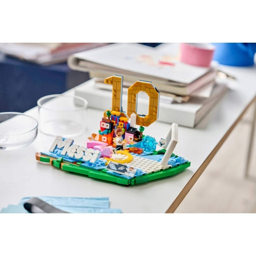 LEGO Editions Lionel Messi - Momentos destacados del fútbol 43011