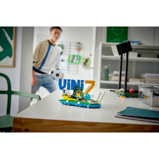 LEGO Editions Vini Jr. - Momentos destacados del fútbol 43027