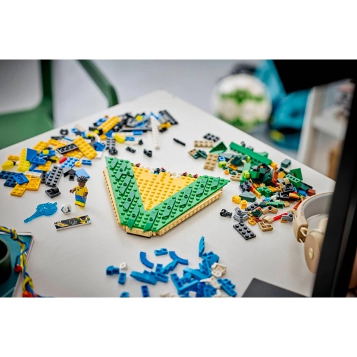LEGO Editions Vini Jr. - Momentos destacados del fútbol 43027