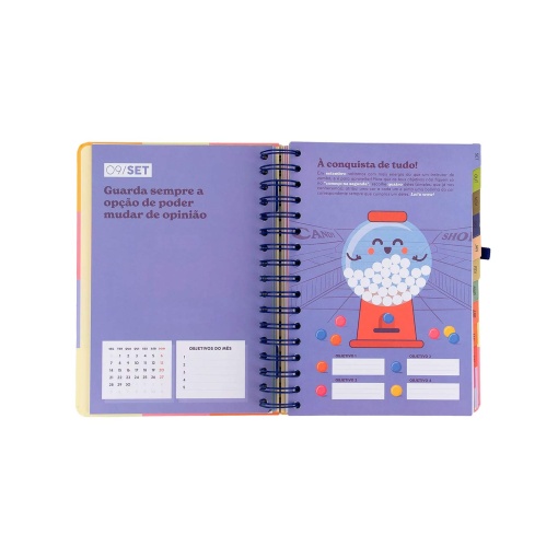 A5 daily school planner 2026/27, 12 months, spiral bound, MR. WONDERFUL "The Perfect Break" with elastic closure.