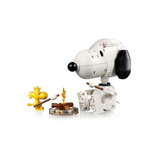 LEGO Ideas Peanuts: casota do Snoopy 21368