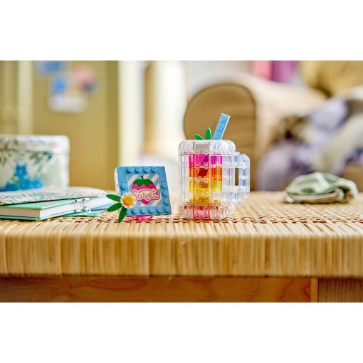 LEGO Creator 3-in-1 frasco de perfume com decoração floral 31383