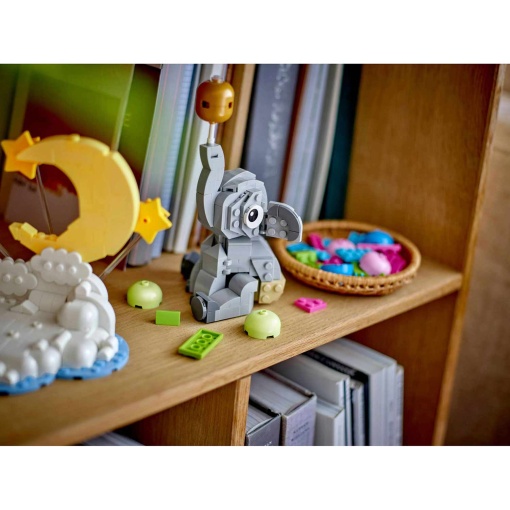 LEGO elefante bebé no céu 40814
