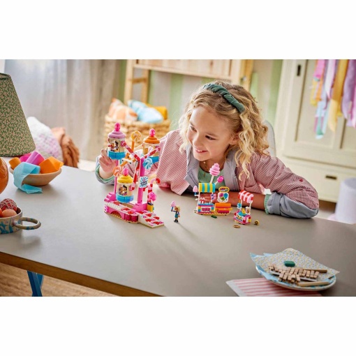 LEGO Friends roda-gigante com doces e cupcakes 42700