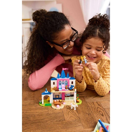 LEGO Disney castelo dos amigos animais da Cinderela 43283
