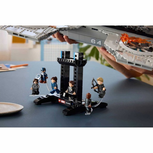 LEGO Marvel o helitransporte da S.H.I.E.L.D. 76354