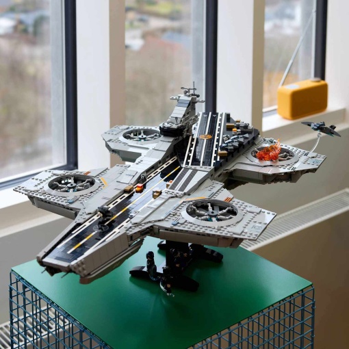 LEGO Marvel o helitransporte da S.H.I.E.L.D. 76354