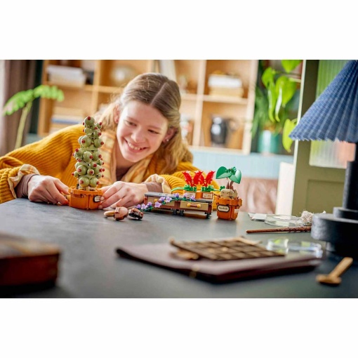 LEGO Harry Potter plantas de herbologia de Hogwarts 76474