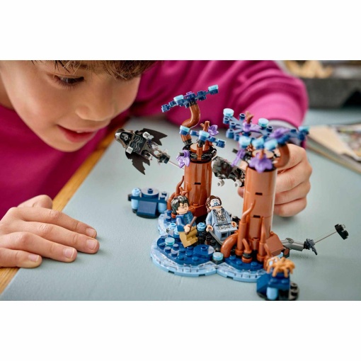 LEGO Harry Potter a floresta proibida: Expecto Patronum 76475