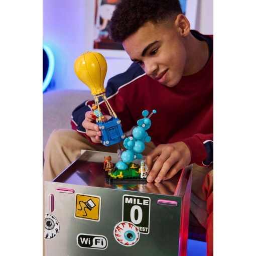 LEGO Fortnite Supply Drop 77080