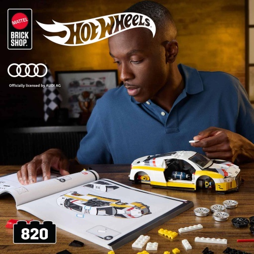 HOT WHEELS Elite Series Brick Shop '15 Audi R8 LMS 820 peças MATTEL