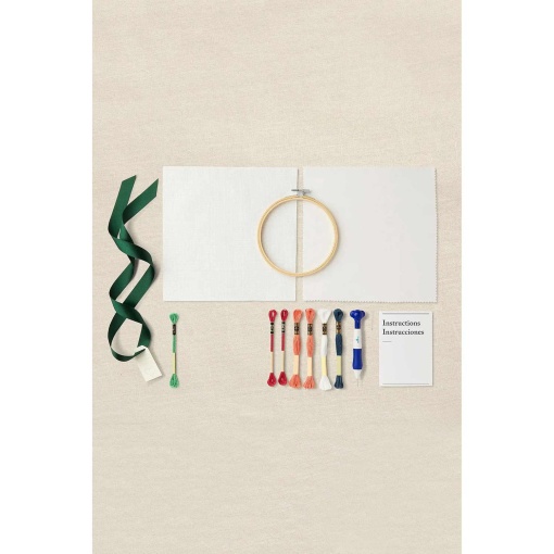 DMC Gift of Stitch Punch Needle Kit with 15.5 cm circular frame - Flossie the fox