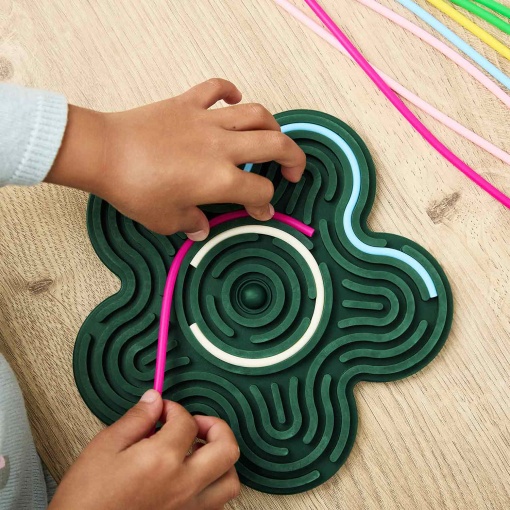 Tablero de actividades sensoriales con forma de flor Flexhetti de MINILAND