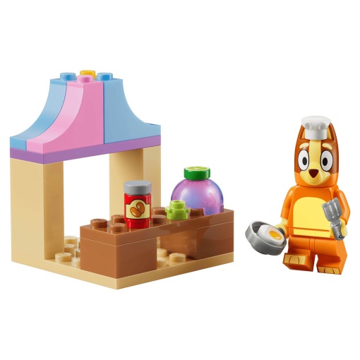 LEGO Bluey's Upscale Restaurant with Bluey