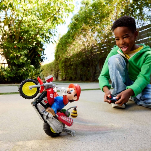 Hot Wheels RC Super Mario Galaxy motocross telecomandado para fazer cavalinhos do Mario Mattel