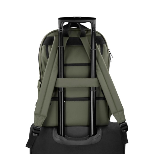 Pepe Jeans Dudley dark green backpack for 15.6" laptop and 12" tablet, adaptable to a trolley.