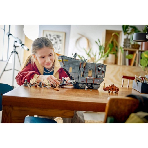 LEGO Star Wars Sandcrawler Offworld e Mudhorn 75453
