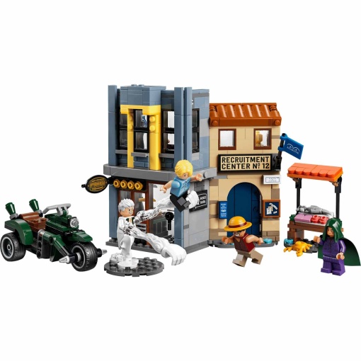LEGO One Piece showdown with Captain Smoker 75642