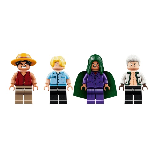 LEGO One Piece showdown with Captain Smoker 75642