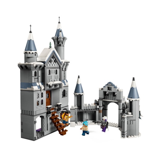 LEGO One Piece battle at Drum Castle 75645