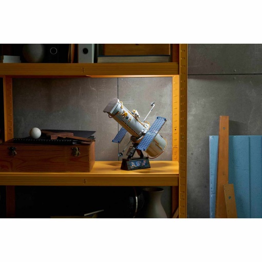 LEGO Icons Hubble Space Telescope 11382