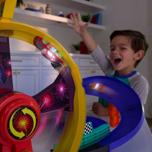 Disney Pixar Cars pista de celebração do Faísca McQueen Mattel JMT57