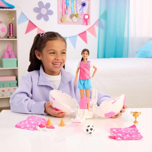 Barbie Team Roll and Reveal jogadora de futebol Mattel JMK20
