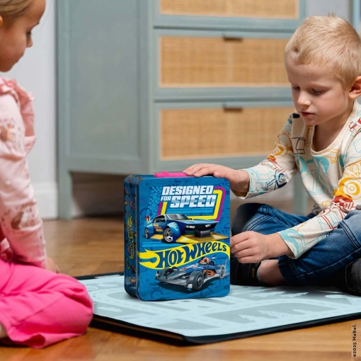 Metal case for 50 Hot Wheels cars by Klein