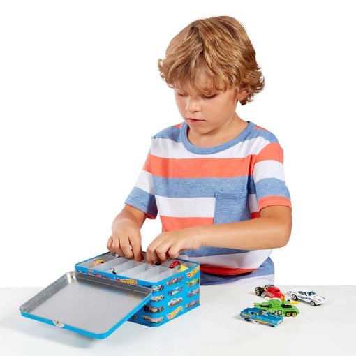Metal case for 18 Hot Wheels cars by Klein