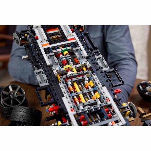 LEGO Technic Megacar Koenigsegg Sadair's Spear 42232